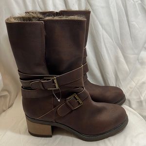 NEW SCOOP BROWN BOOTS WITH UPPER FAUX FUR LINING WOMAN SIZE 11